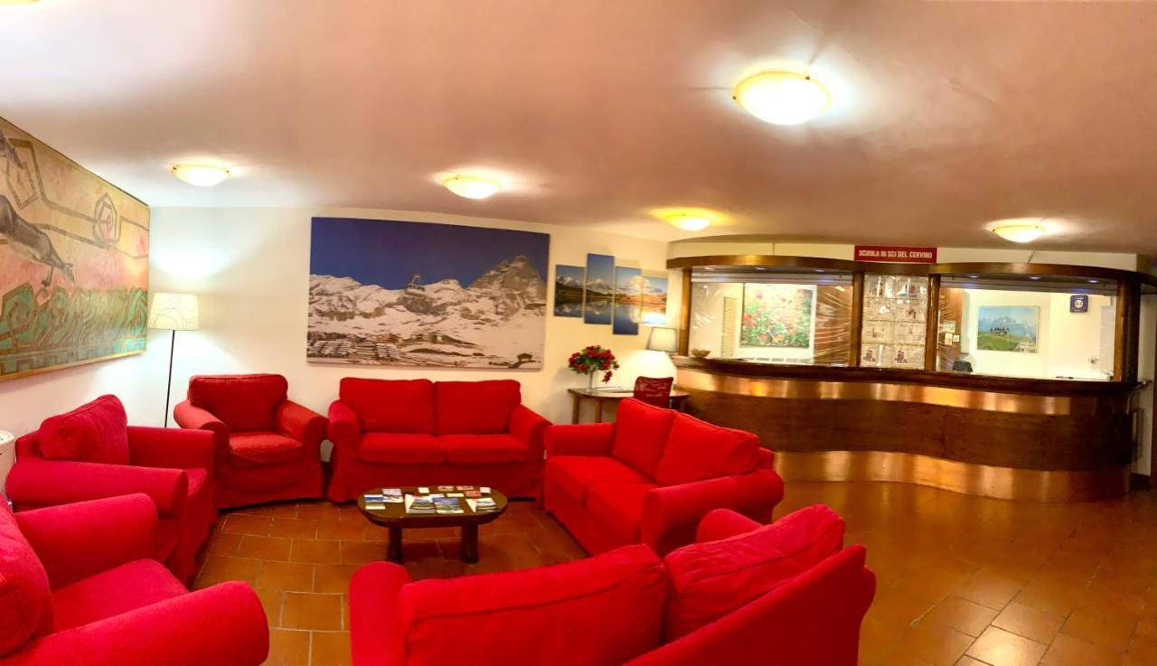 Апарт отель Cervinia Due Брей-Червиния Экстерьер фото
